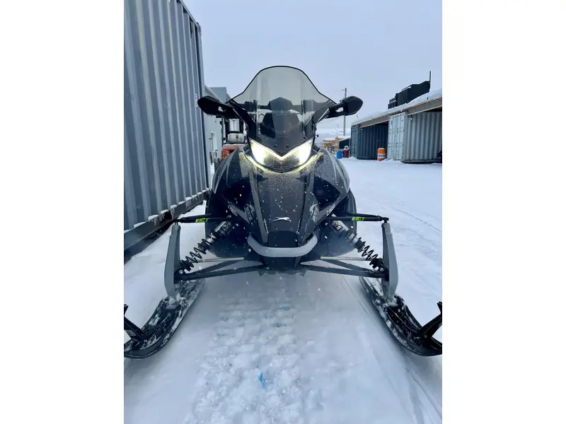 2019 Arctic Cat ZR8000