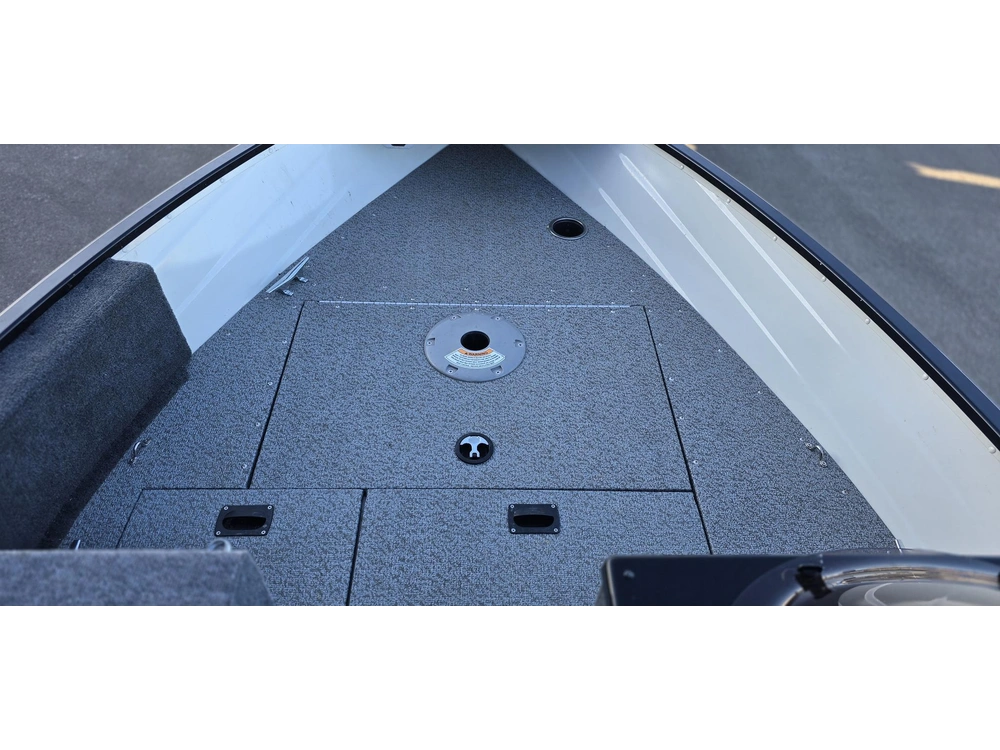 2023 Legend R15 Sc alt