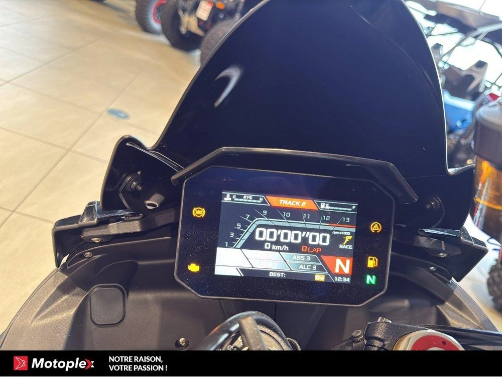 2024 Aprilia Tuono V4 1100 *liquiation* alt