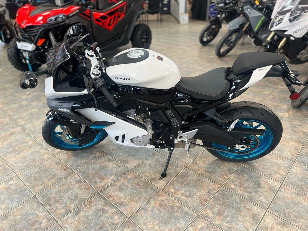 2026 Cfmoto 675ss alt