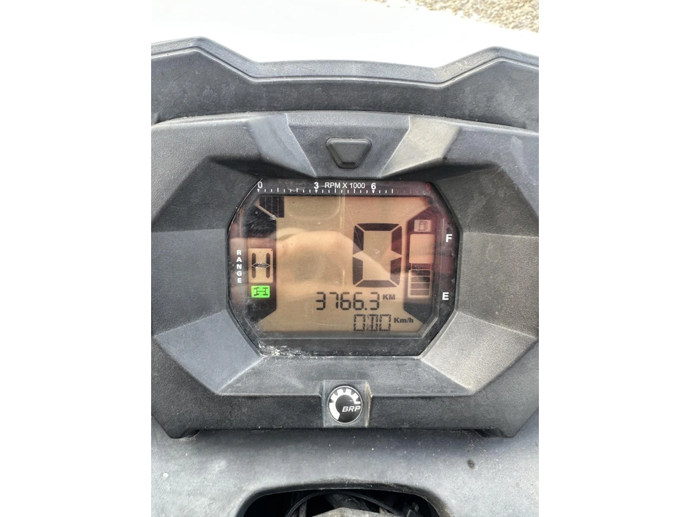 2020 Can-am 6x6 Max 650 alt