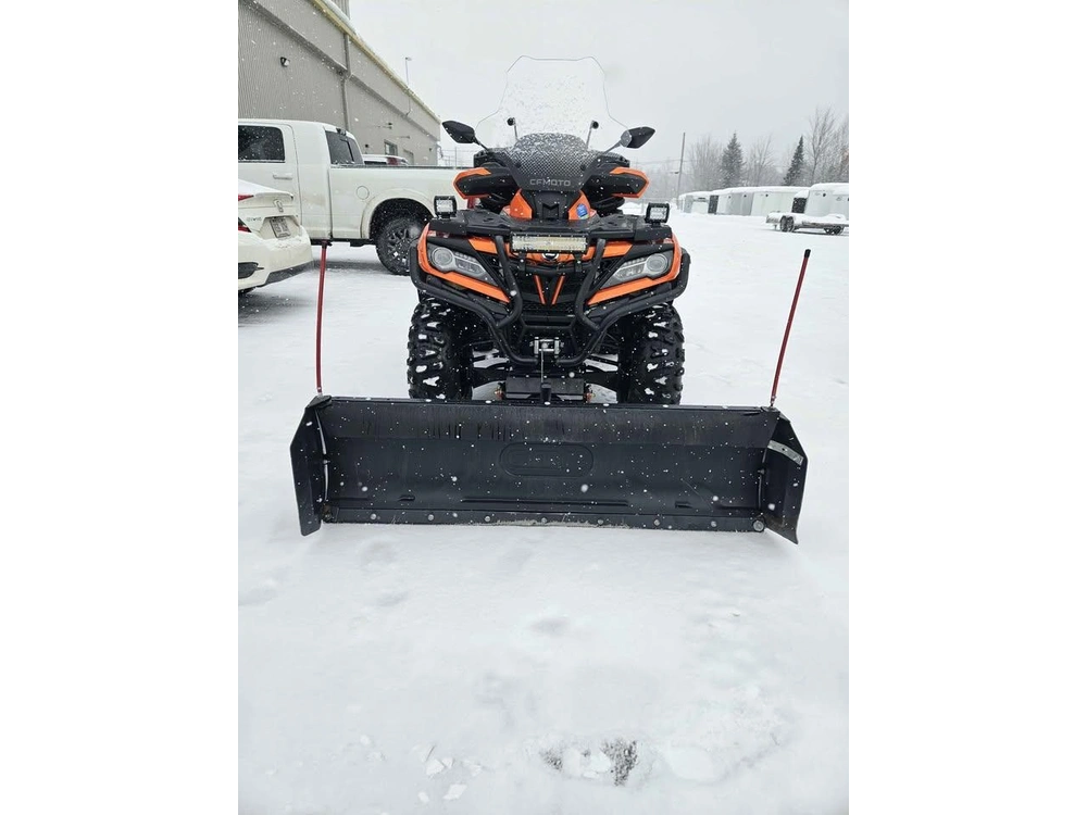 2023 Cfmoto Cforce 800 Touring alt