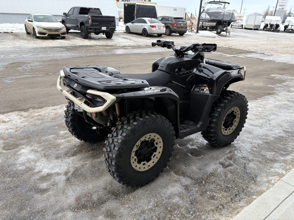 2026 Can-am Outlander Backcountry 1000r alt