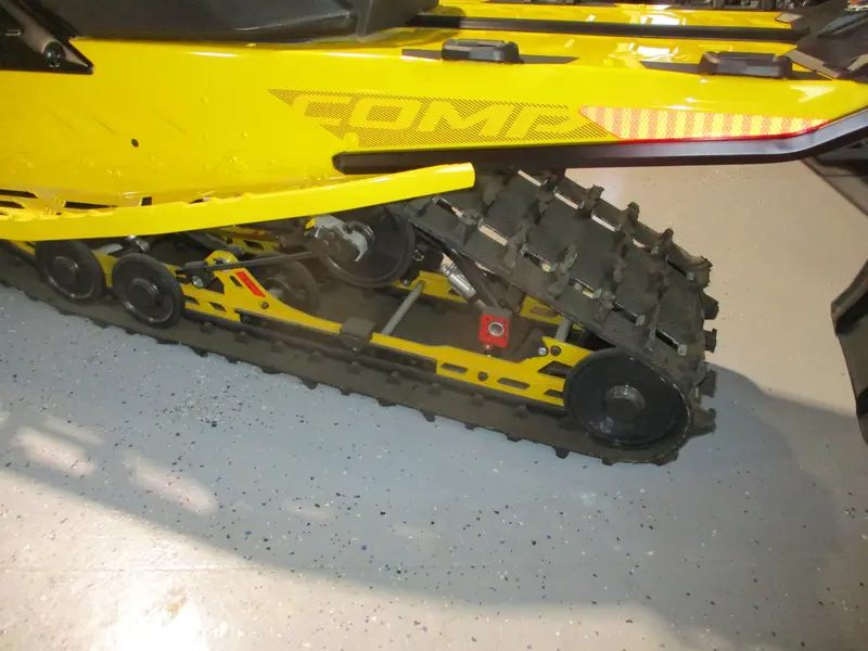2025 Ski-Doo MXZ XRS 850 Etec turbo R with Competion Package UCSE
