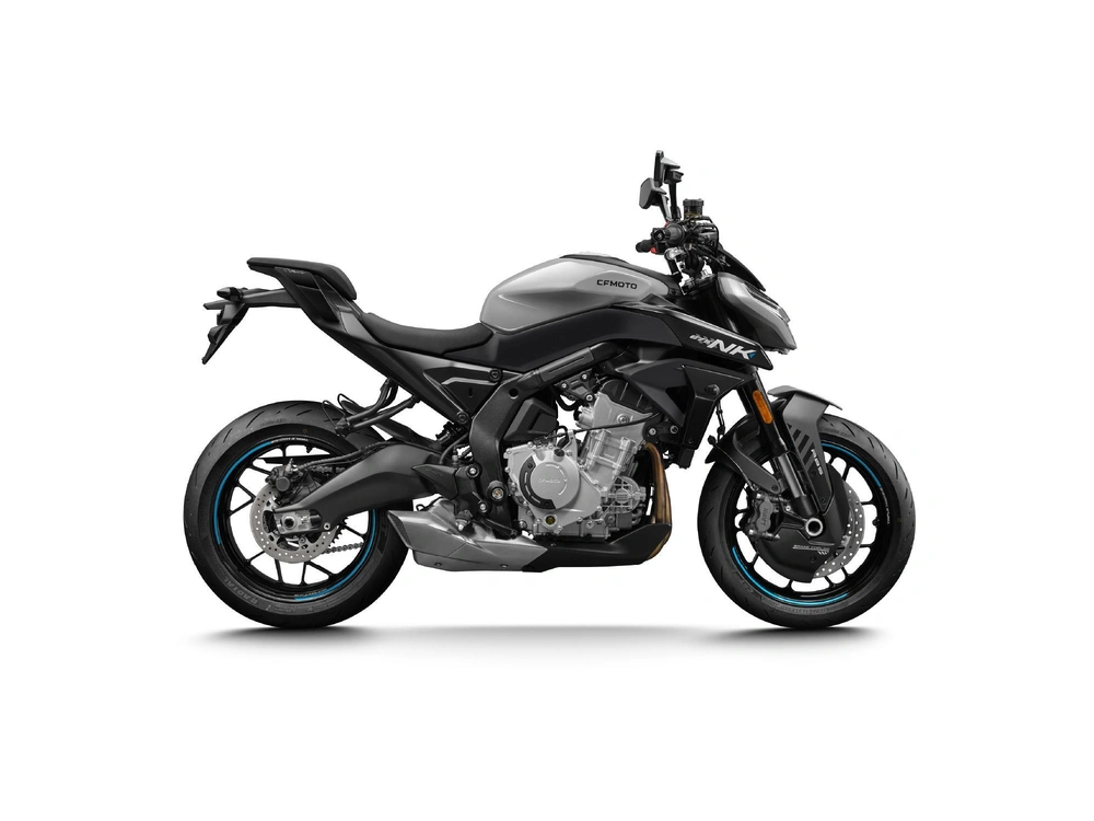 2026 Cfmoto 675 Nk alt