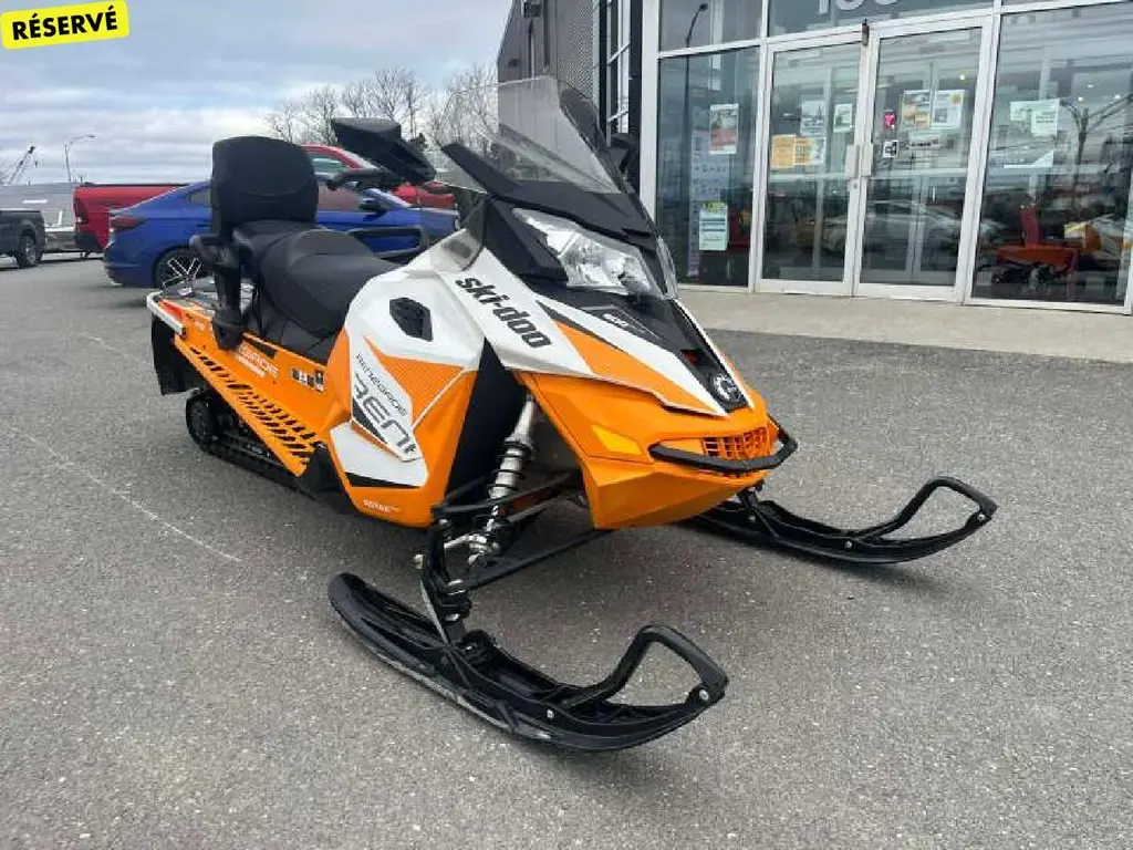 2017 Ski-Doo RENEGADE ADRENALINE 900 ACE