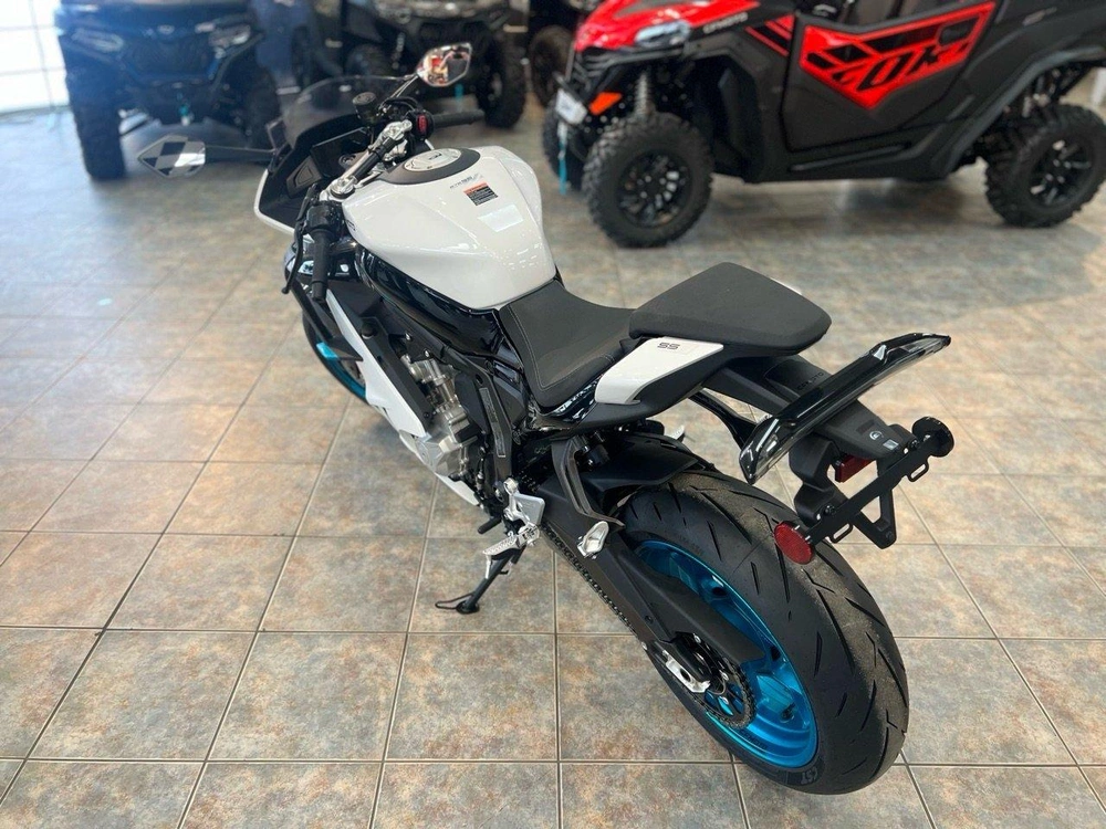 2026 Cfmoto 675ss alt