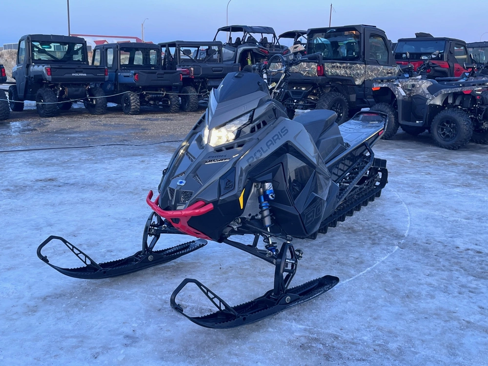 2024 Polaris Boost Pro Rmk 165x3.25 alt