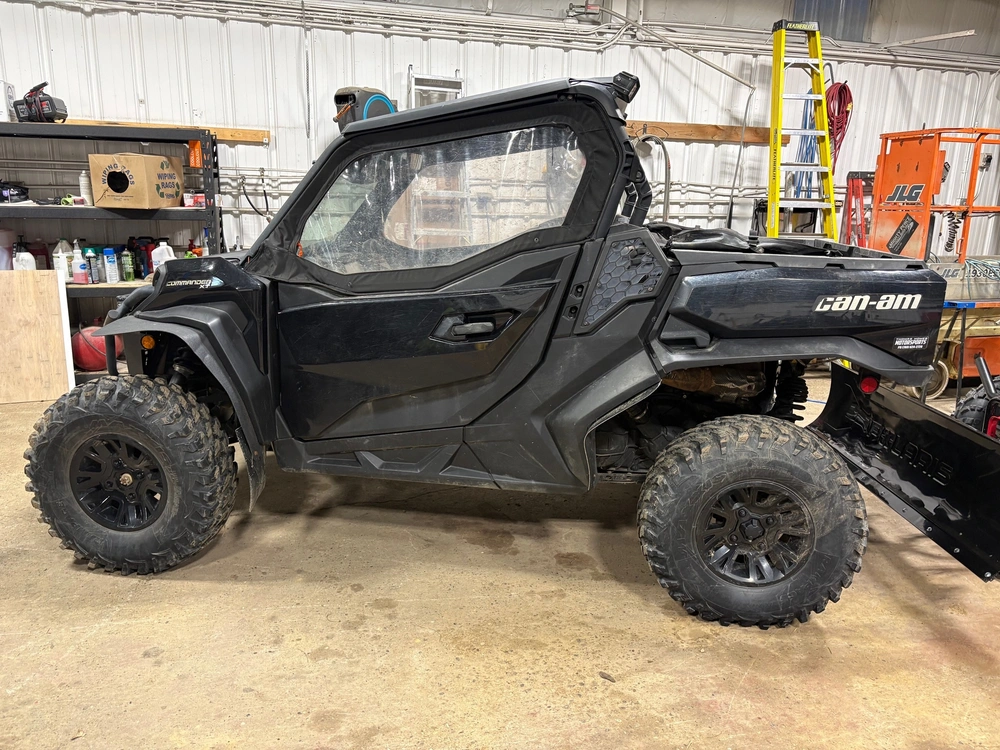 2022 Can-am Commander alt