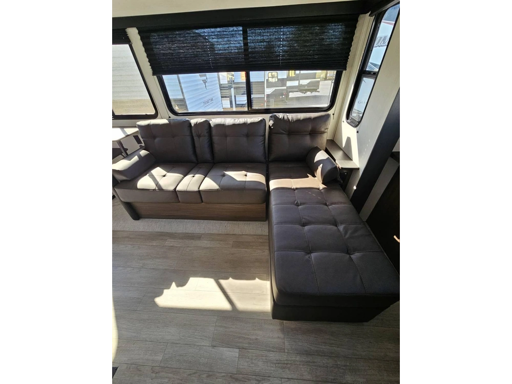 2026 Prime Time Avenger 27rei alt