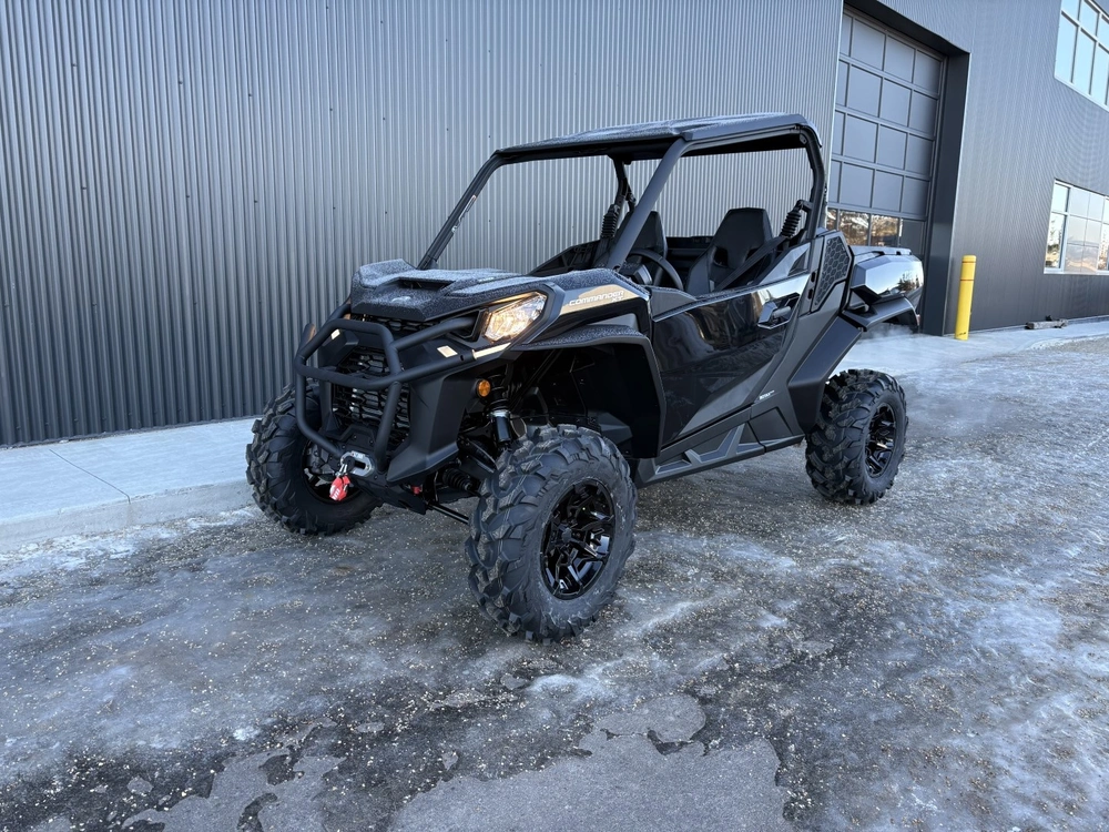 2026 Can-am Commander Xt 700 -9ata alt