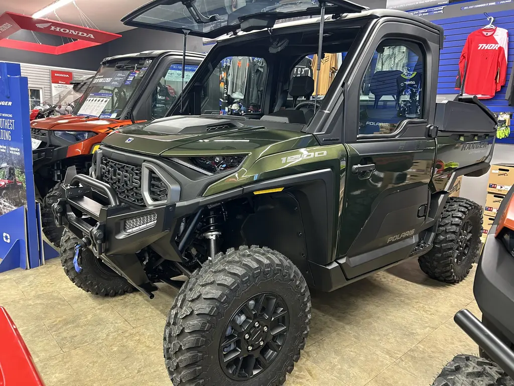 2026 Polaris 2026 Polaris RANGER XD 1500   NorthStar Ultimate - Treeline Green Metallic