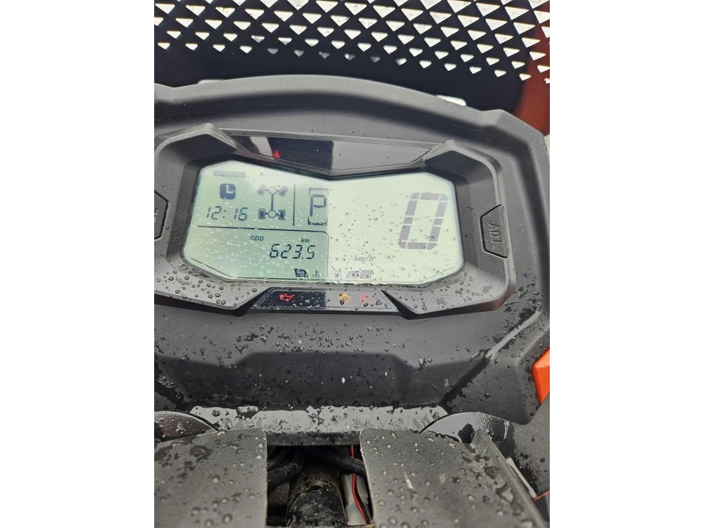 2023 Cfmoto Cforce 800 Touring alt