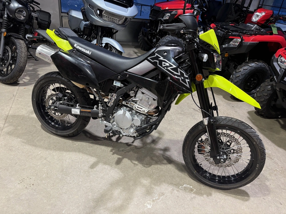 Kawasaki Klx300 Sm 1675 Km 2023 alt