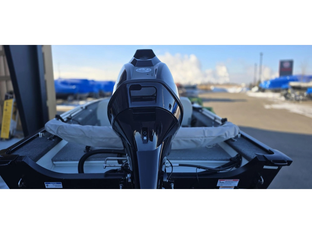 2023 Legend R15 Sc alt