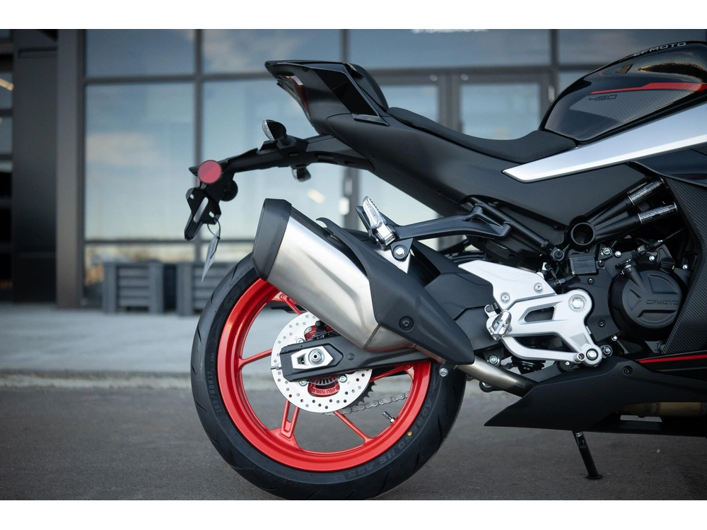 2026 Cfmoto 450ss alt