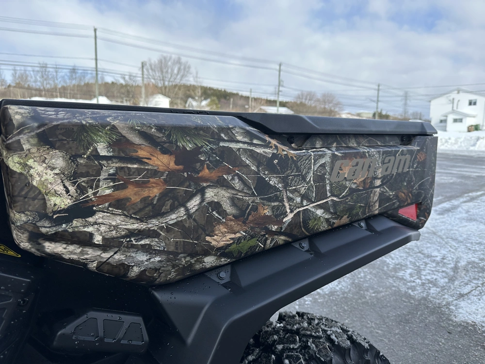 2026 Can-am Defender Ltd Hd11 alt