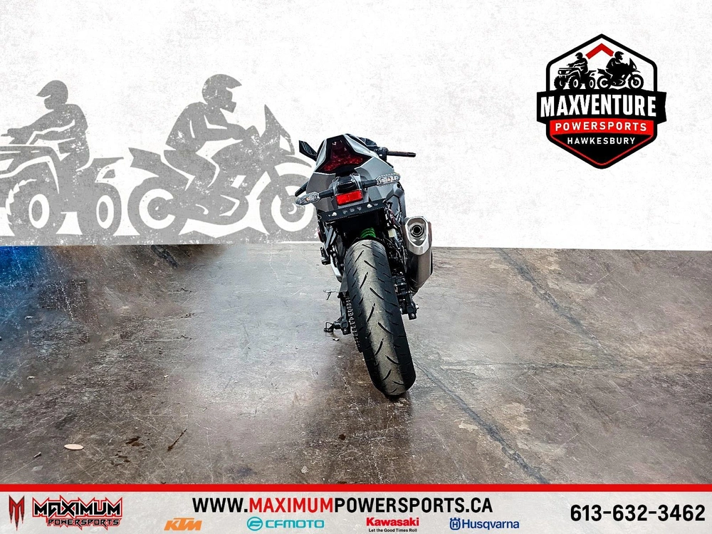 Kawasaki Ninja Zx-4rr 2025 alt