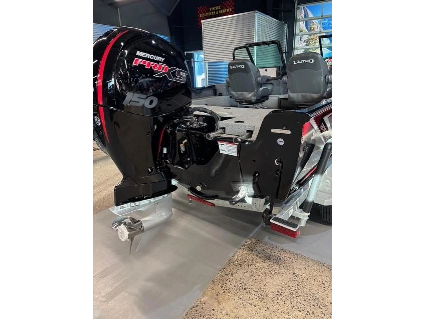 Lund Boat Co 1875 Impact Xs 2025 alt