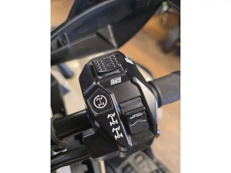 Can-Am Outlander Xmr 1000 2023