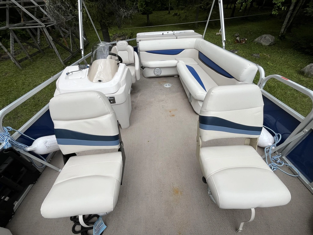 2012 Princecraft Vectra Pontoon alt