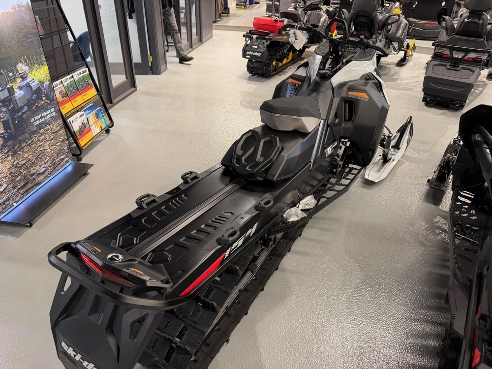 Ski-doo Summit Adrenaline 154 850 E-tec 2026 alt