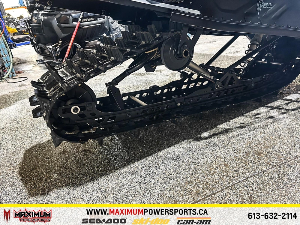 Ski-doo Summit 850 E-tec Adrenaline Edge Pkg 2024 alt