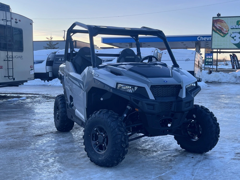 2026 Polaris General 1000 Sport alt