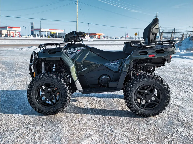 2026 Polaris Sportsman Touring 570 Premium // Treeline Green Metallic