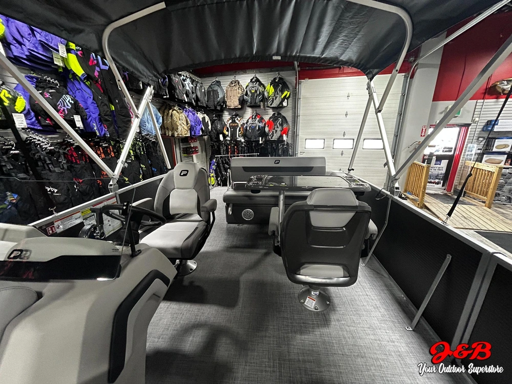 2026 Princecraft Vectra 21 Rl Charcoal 60elpt Ct alt