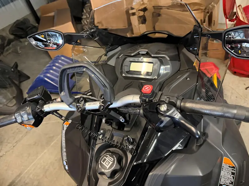 2025 Ski-Doo TUNDRA LE 600 ACE