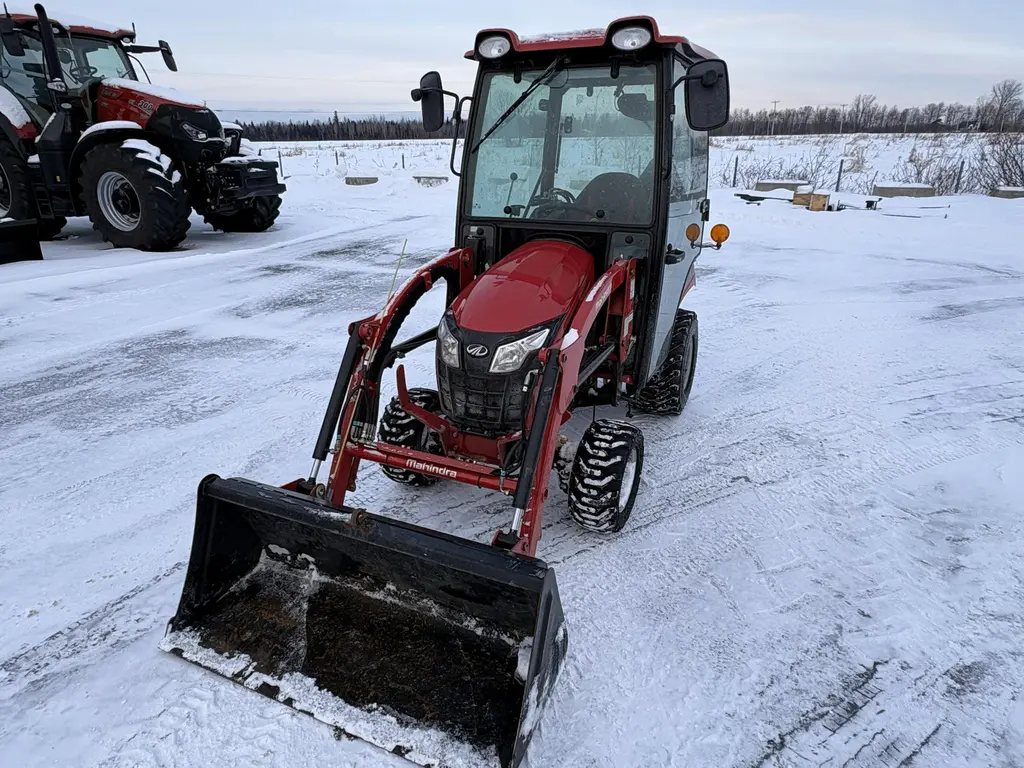 Mahindra Emax 20S 2021