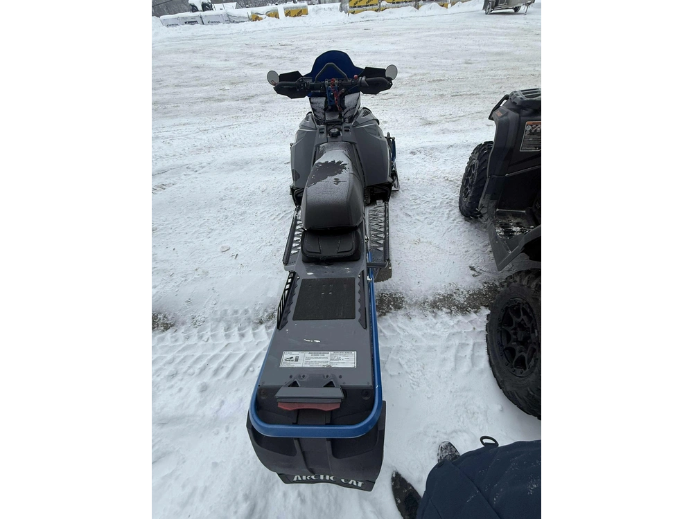 Arctic-cat Riot 800 2021 alt