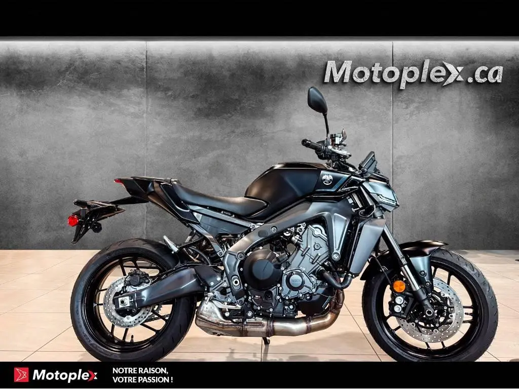 2025 Yamaha MT09 NEUF *0 KM*