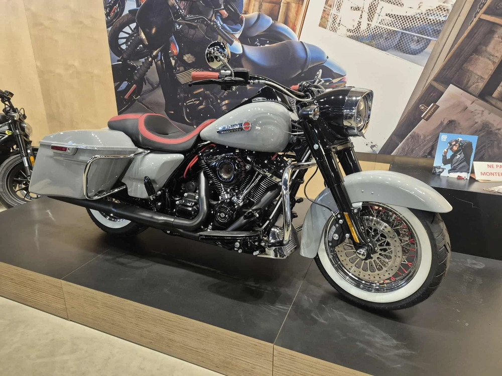 Harley-davidson Road King Custom Flhrxs 2024 alt