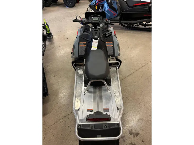 2024 Polaris 550 INDY EVO 121 thumbnail 3