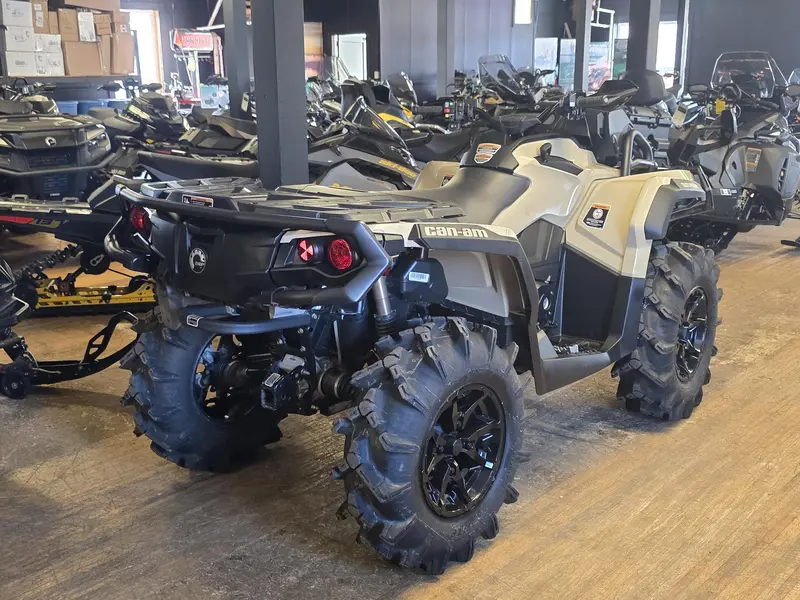 Can-Am Outlander Xmr 1000 2023