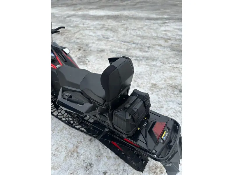 2024 Polaris 650 INDY ADVENTURE 137