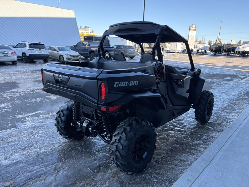 2026 Can-am Commander Xt 700 -9ata alt