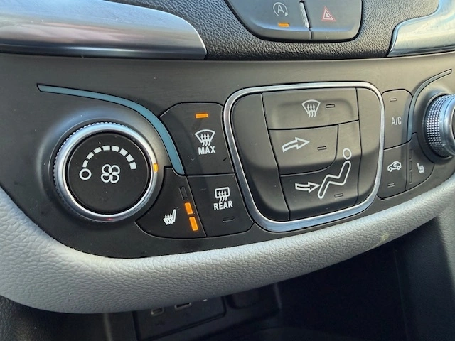 2022 Chevrolet Equinox Lt Awd alt