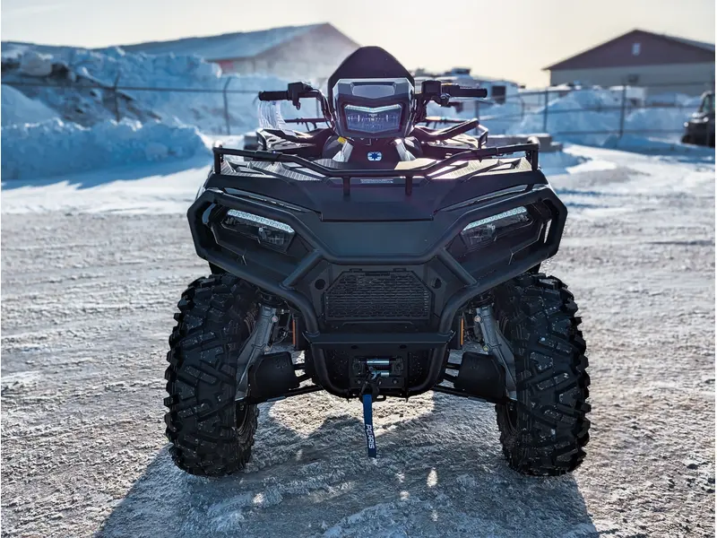 2026 Polaris Sportsman Touring 570 Premium // Treeline Green Metallic