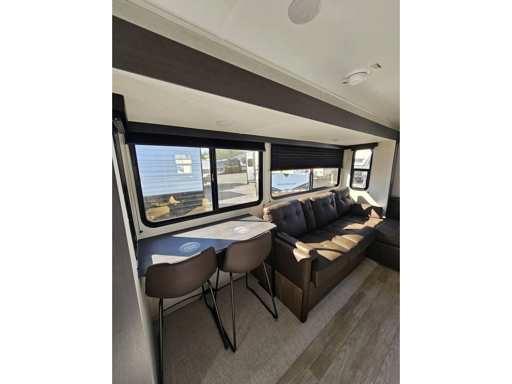 2026 Prime Time Avenger 27rei alt