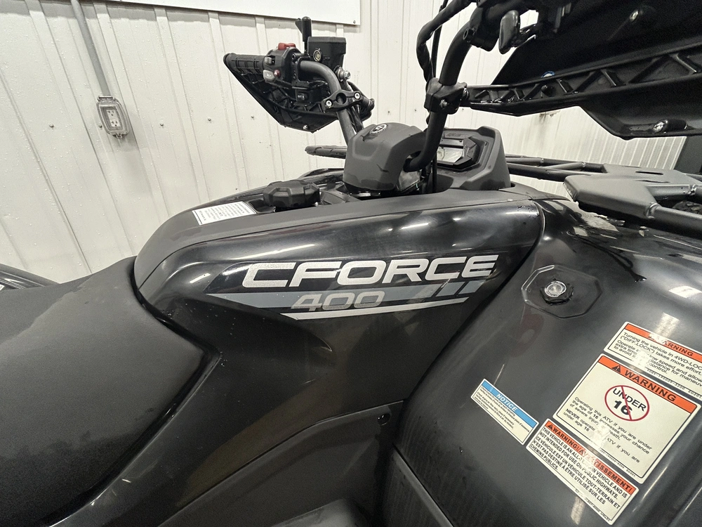 2025 Cfmoto Cforce 400 Black alt