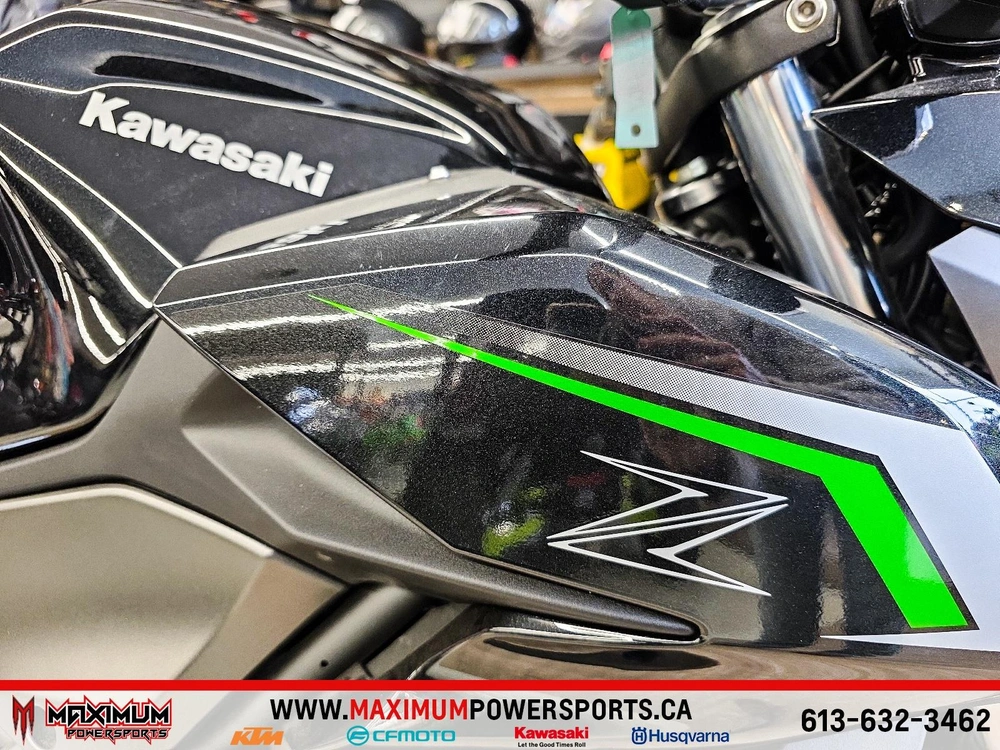 Kawasaki Z500 2024 alt
