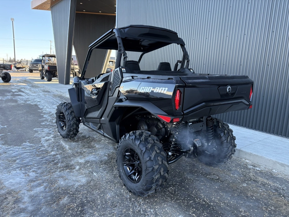 2026 Can-am Commander Xt 700 -9ata alt