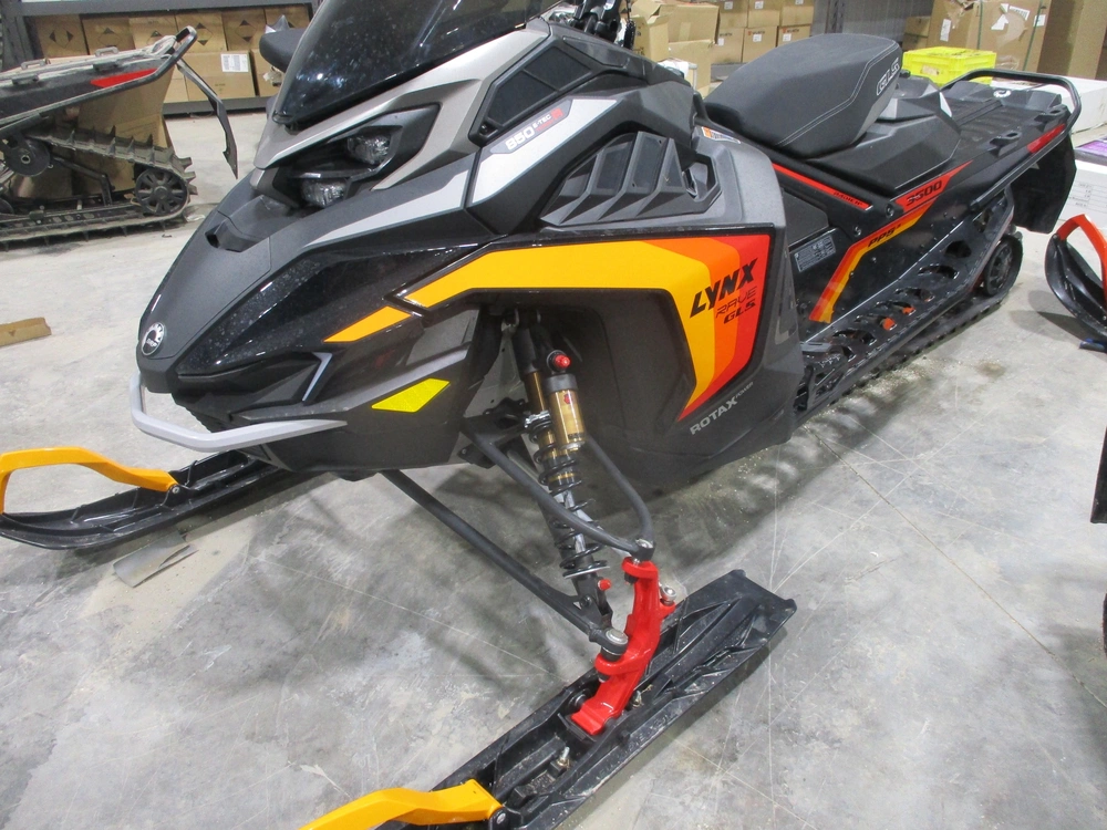 2025 Lynx Rave Gls 860 Etec Turbo R Lmsb alt