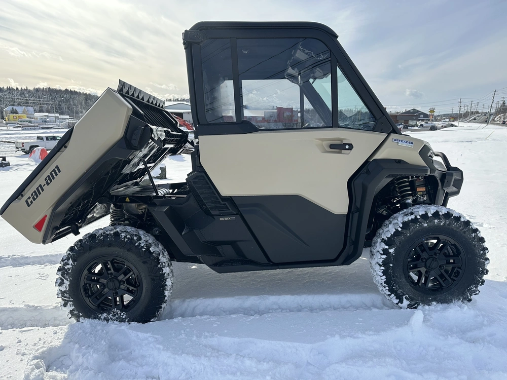 2026 Can-am Defender Ltd Hd11 alt