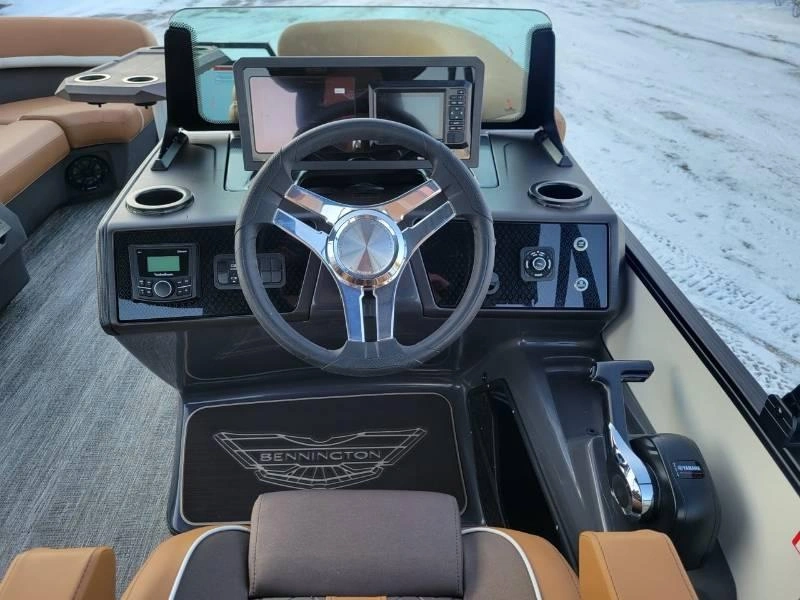 Bennington Marine 22 M Swingback 3t Blanc 2026 alt