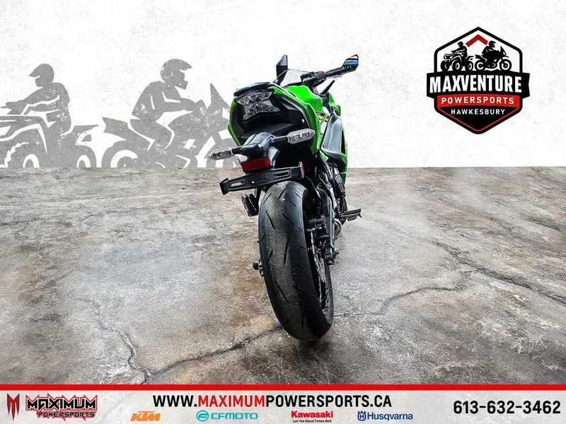 2025 Kawasaki NINJA 650 KRT thumbnail 4