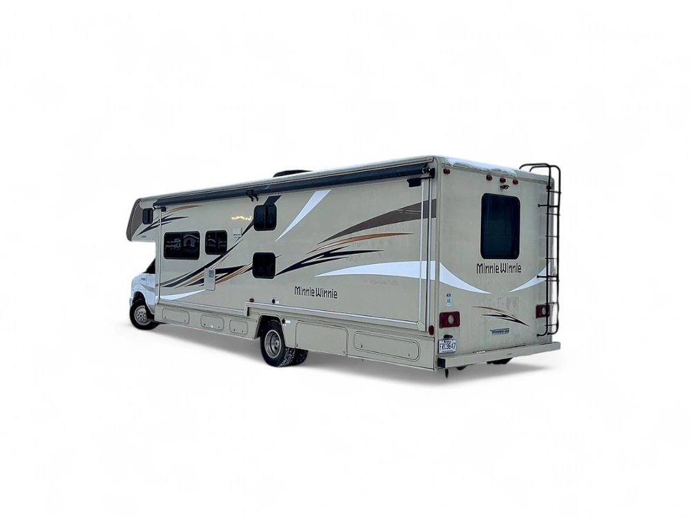 2018 Winnebago Minnie Winnie 31g alt